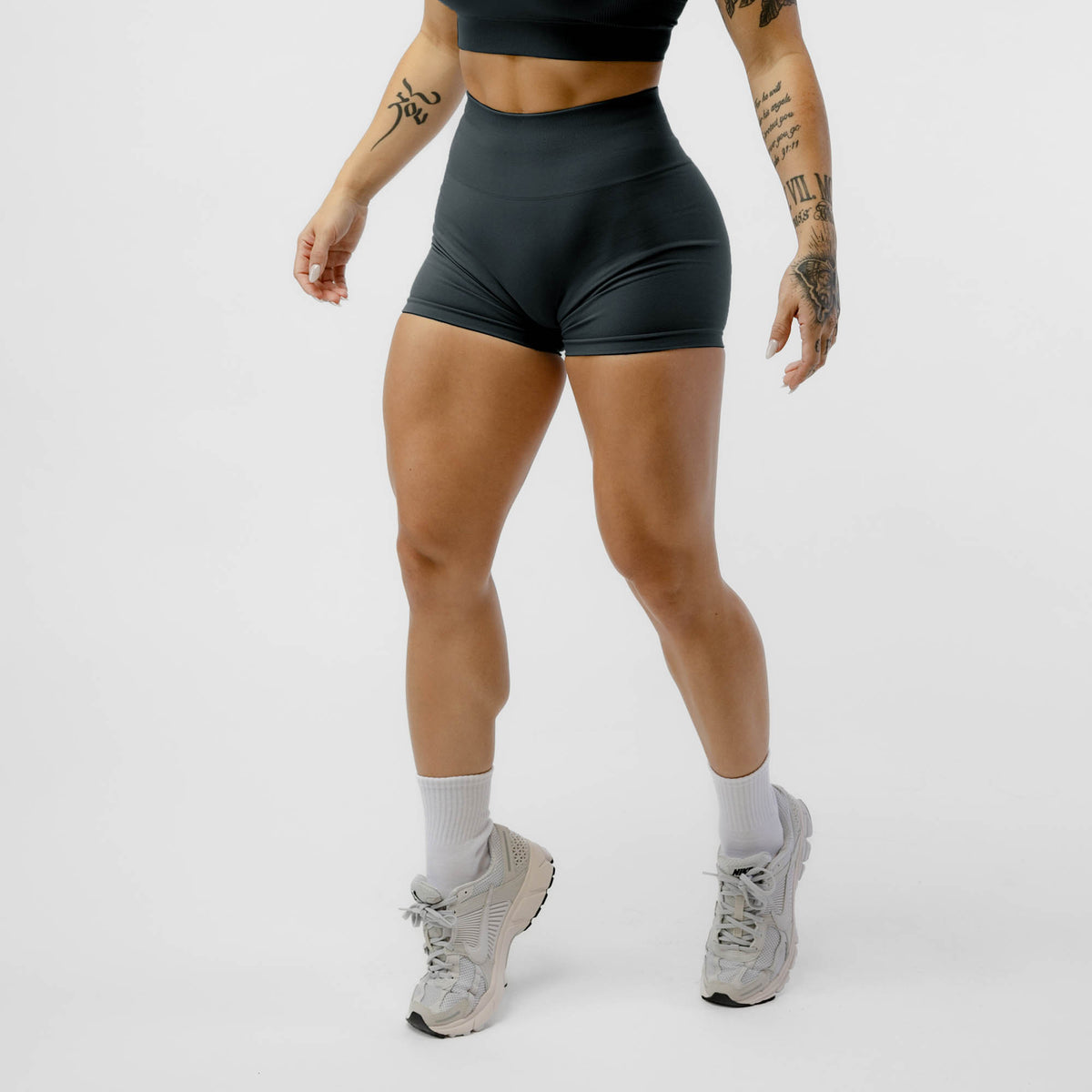 Legacy Shorts - Charcoal